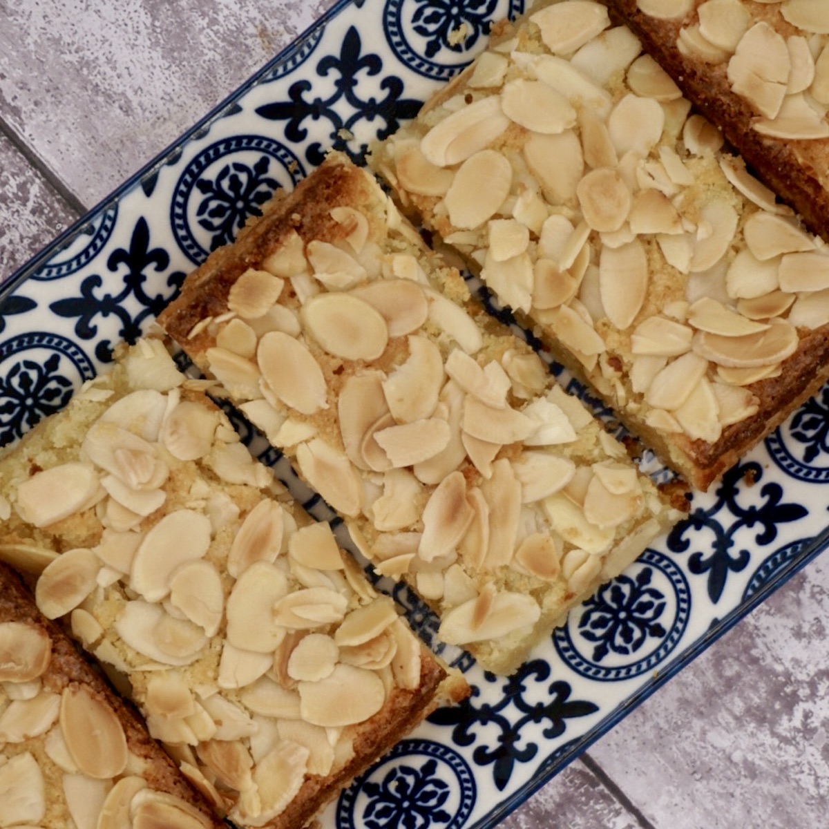 ALMOND SLICES